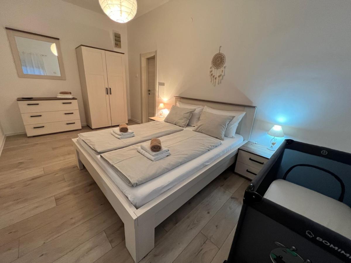 Kaala Apartments Supetarska Draga Luaran gambar